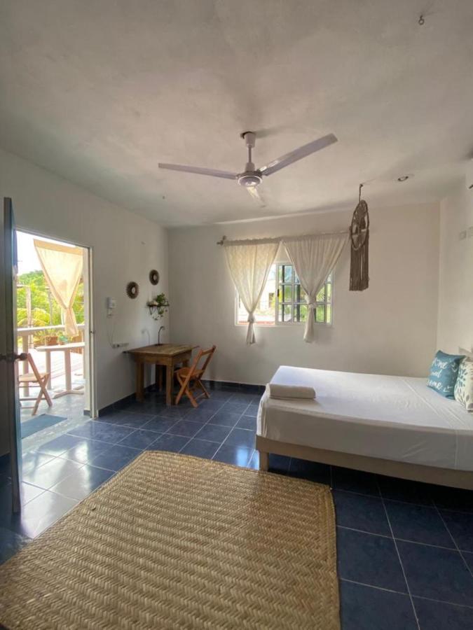 Barco Verde Hostel Holbox Extérieur photo