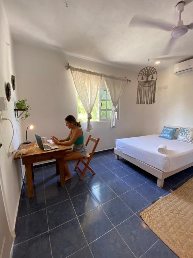 Barco Verde Hostel Holbox Extérieur photo